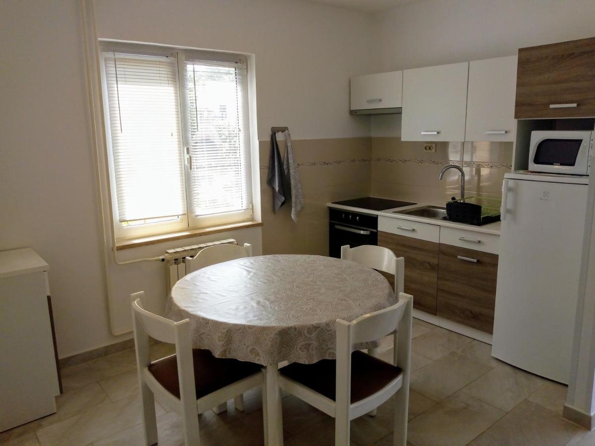 Apartment Laura 포레치 외부 사진